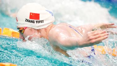 强展现出卓 强展现出卓